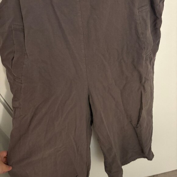 Grey strap overalls - Picture 2 of 3